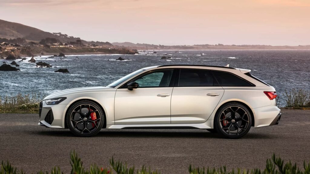 AUDI RS6 AVANT